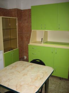 Elevii şcolii Nicolae Popoviciu din Beiuş au un cabinet medical de 12.000 de euro, dotat de Rompetrol (FOTO)